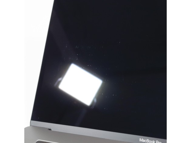 apple-a1990-f09